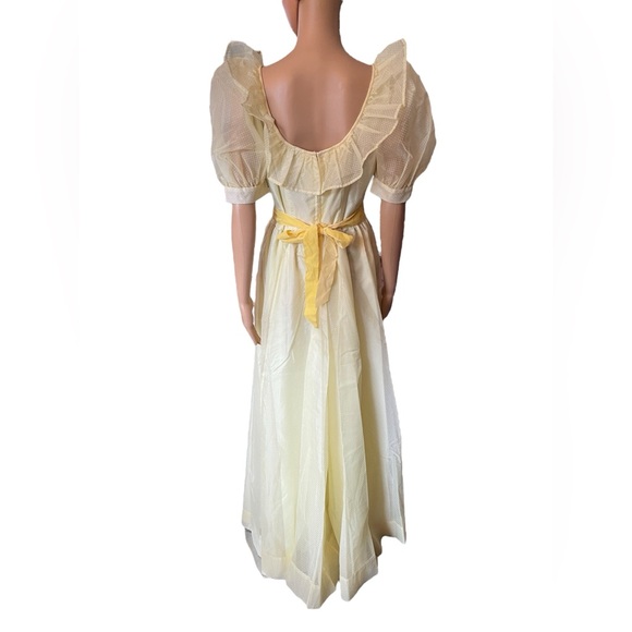 Vintage 70s Yellow Raised Dot Cottagecore Prairie Ruffle Formal Party Maxi Dress - Picture 6 of 6